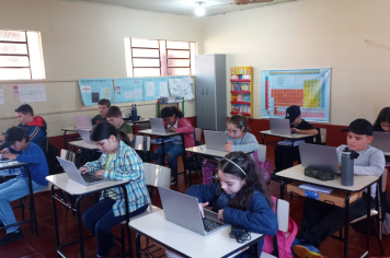 Aquisição de 15 chromebooks e 2 projetores