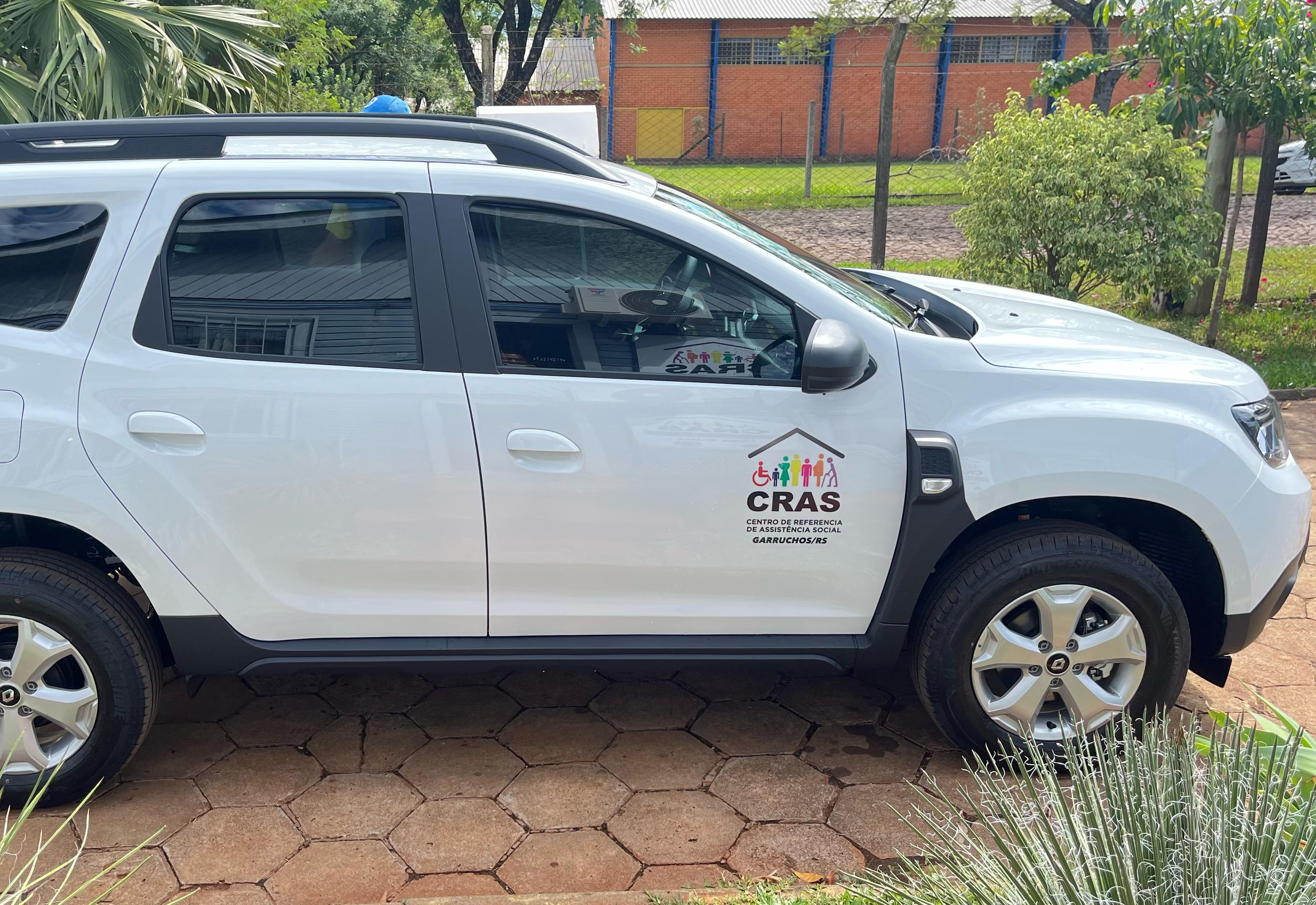 Novo Carro para Assistência Social 